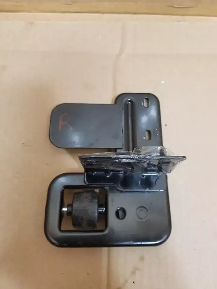 5304530818 Frigidaire Refrigerator Hinge Bracket 1 WCI 5304530818 Frigidaire Refrigerator Hinge Bracket