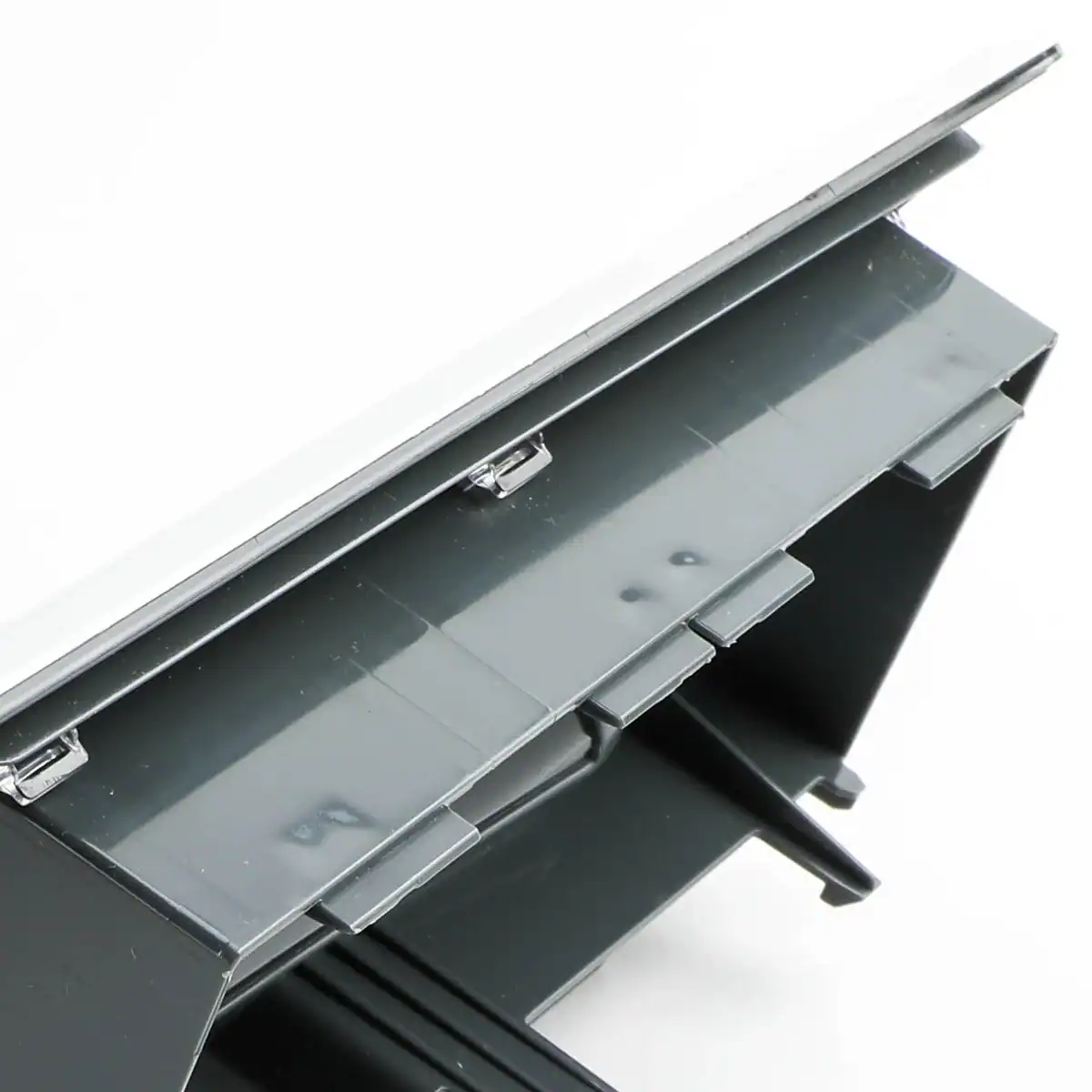 5304529889 Frigidaire Handle Assembly - Image 3