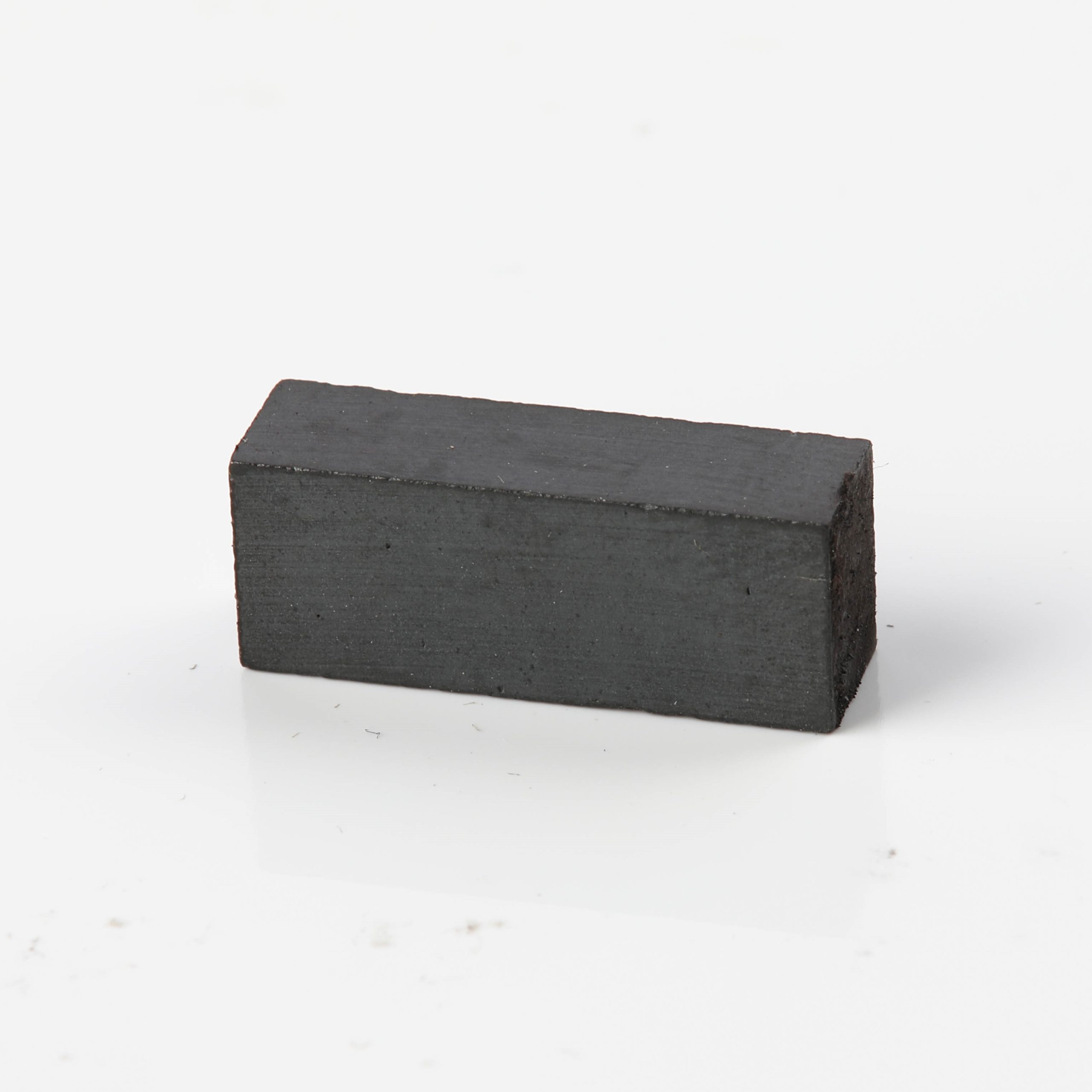 MAGNET;ES-PJT,SSEC,FERRITE,1600GAUSS 1 MAGNET;ES-PJT,SSEC,FERRITE,1600GAUSS