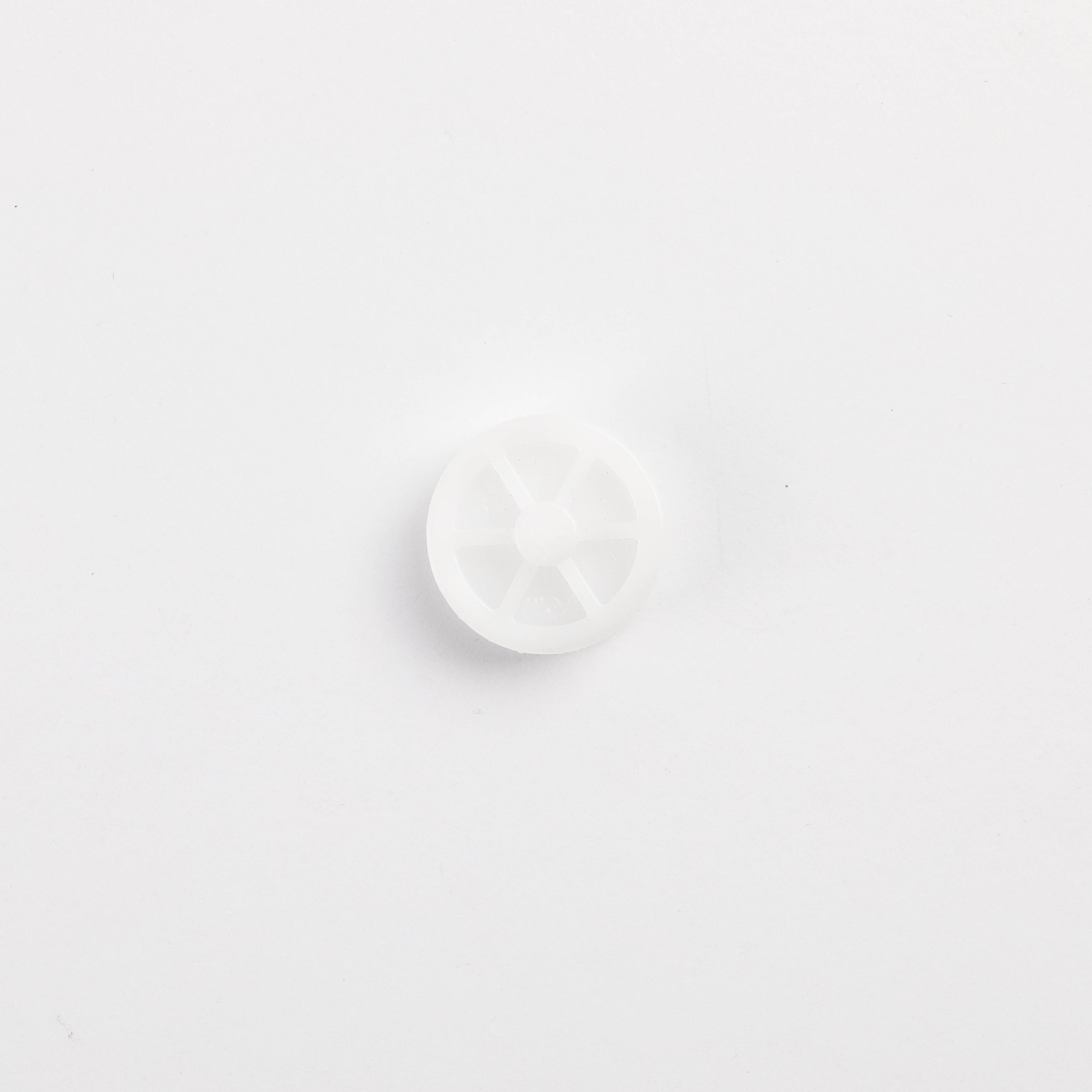ROLLER-FRE;GUGGENHEIM,POM,OD22,NATURAL 1 ROLLER-FRE;GUGGENHEIM,POM,OD22,NATURAL