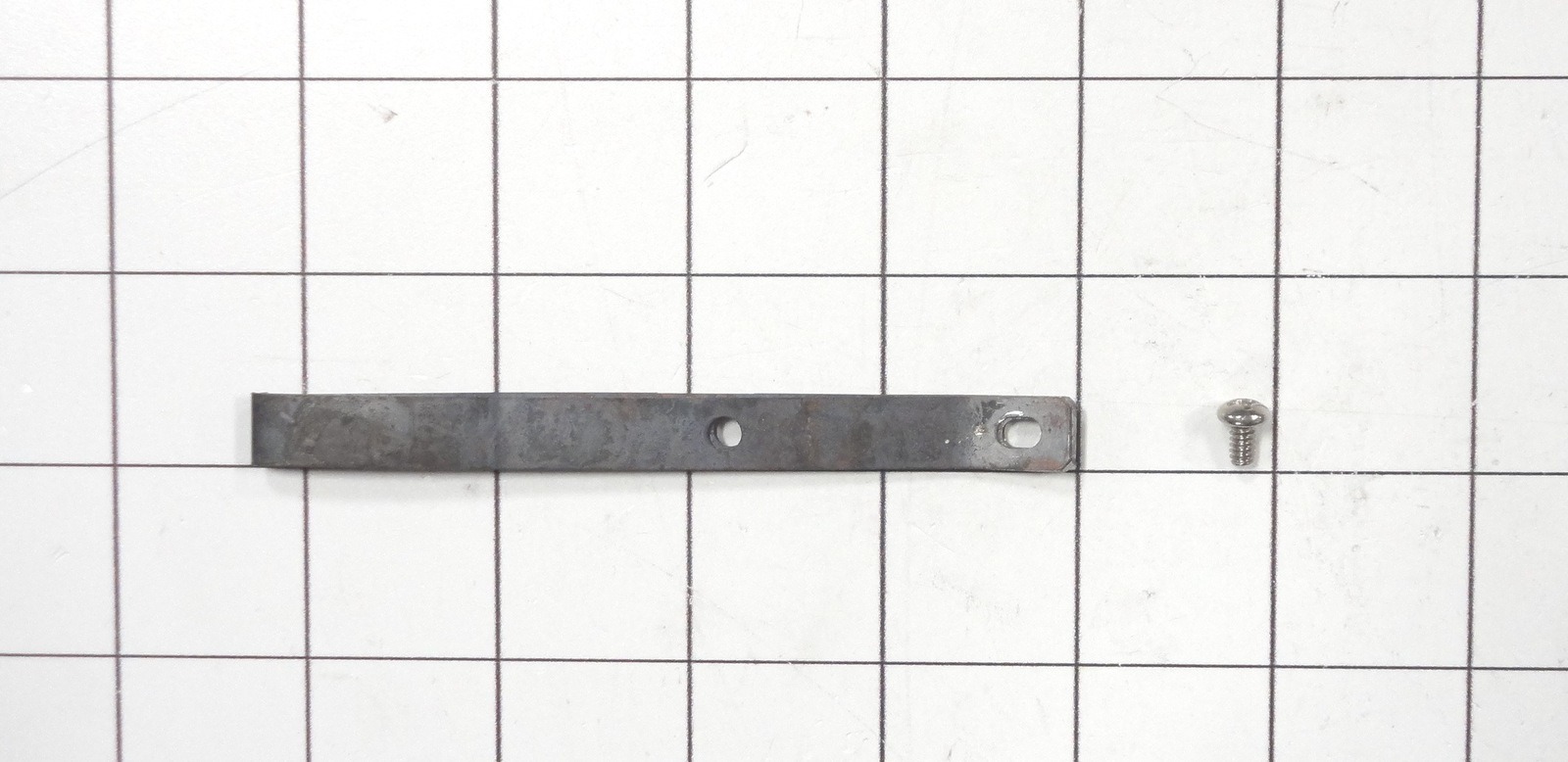 DA81-07948A Samsung Refrigerator Spring Hinge Replacement Service 1 DA81-07948A Samsung Refrigerator Spring Hinge Replacement Service
